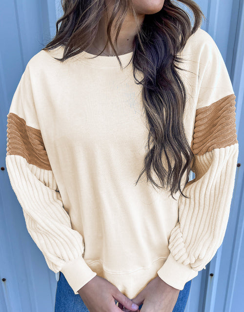 Load image into Gallery viewer, Slit Color Block Long Sleeve Sweatshirt
