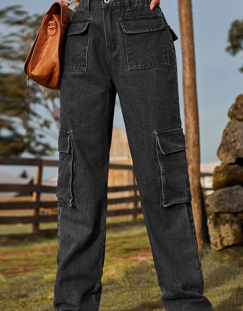 Load image into Gallery viewer, Loose Fit Long Jeans with Pockets
