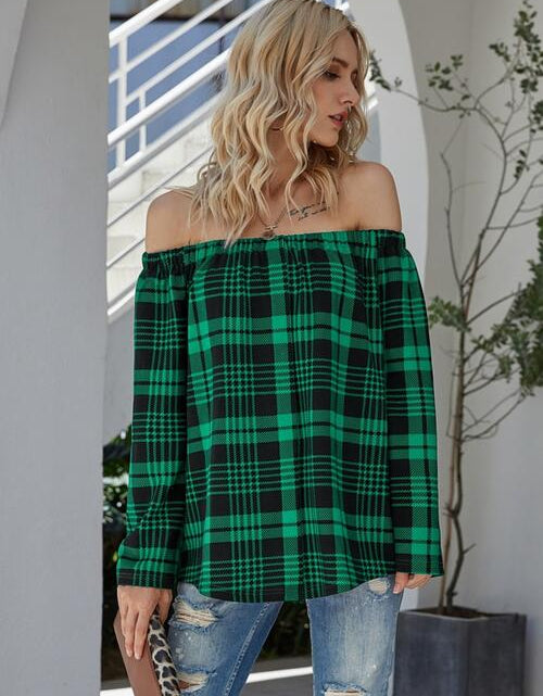 Load image into Gallery viewer, Off-Shoulder Striped Long Sleeve T-Shirt
