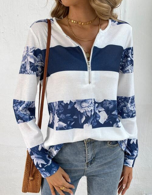 Load image into Gallery viewer, Printed Half Zip Long Sleeve T-Shirt

