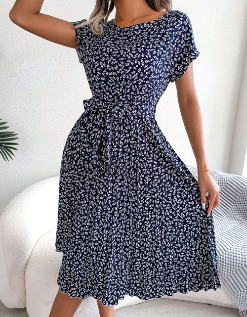 Load image into Gallery viewer, Ditsy Floral Pleated Belted Dress
