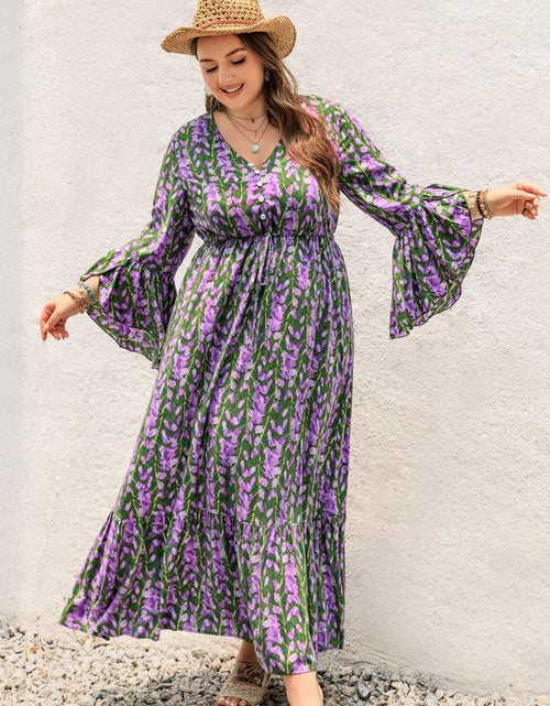 Load image into Gallery viewer, Plus Size Printed V-Neck Long Sleeve Maxi Dress
