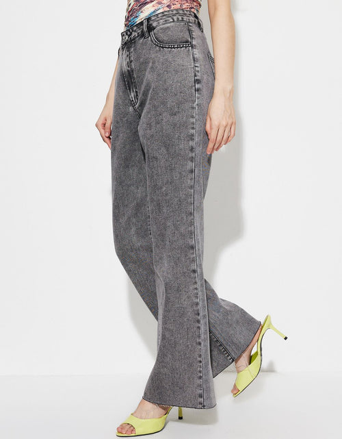 Load image into Gallery viewer, High Waist Bootcut Jeans with Pockets
