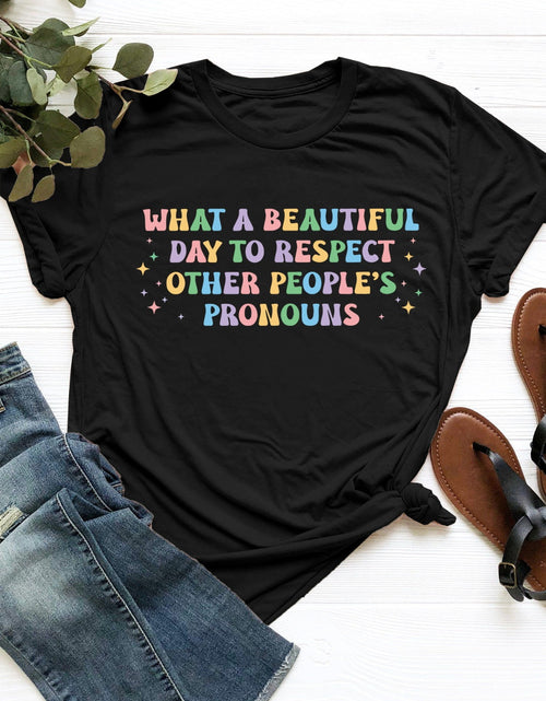 Load image into Gallery viewer, Letter Graphic Round Neck Short Sleeve T-Shirt
