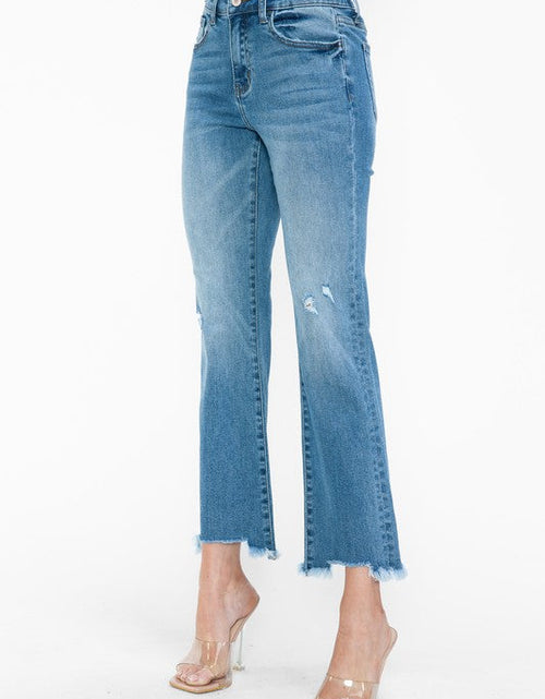 Load image into Gallery viewer, bytos Raw Hem Distressed Mid Rise Crop Jeans
