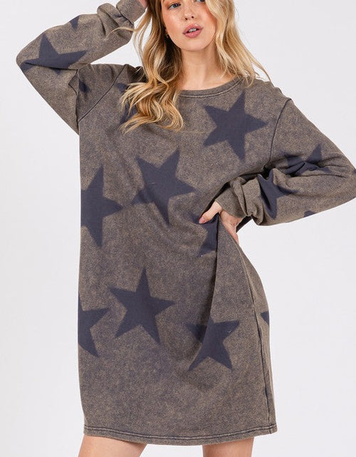 Load image into Gallery viewer, SAGE + FIG Washed Star Print Round Neck Dress
