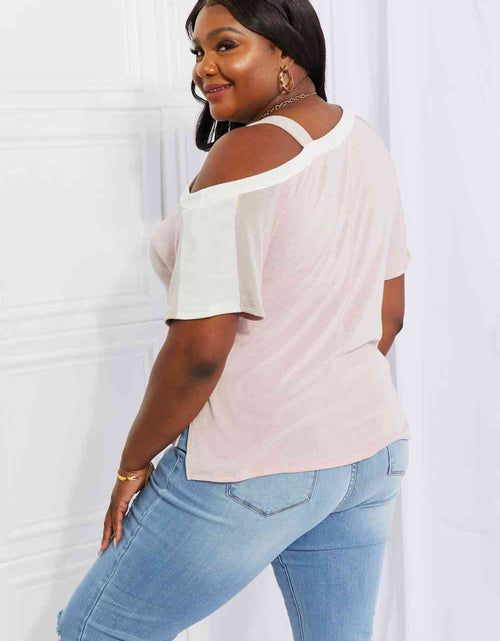 Load image into Gallery viewer, Andree by Unit Full Size Something Simple Cold Shoulder Tee
