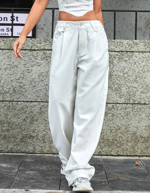 Load image into Gallery viewer, Wide Leg Jeans with Pockets
