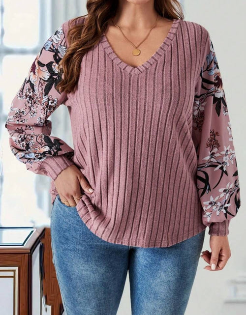 Load image into Gallery viewer, Plus Size Printed V-Neck Long Sleeve T-Shirt
