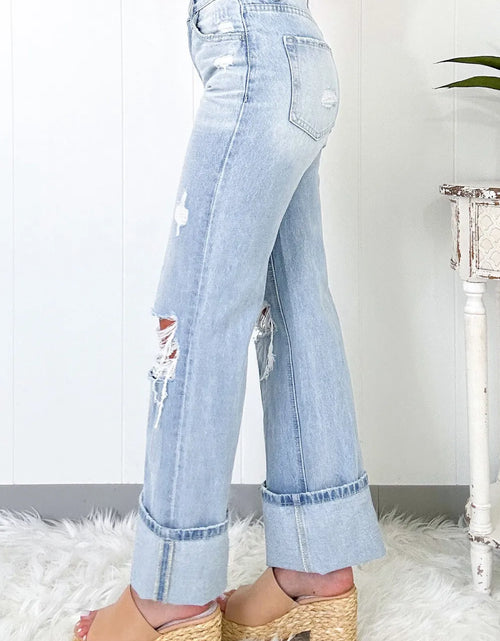 Load image into Gallery viewer, Distressed High Waist Jeans with Pockets
