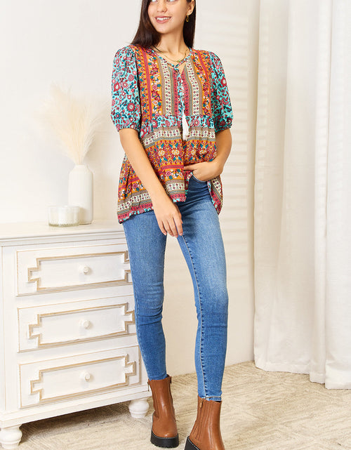 Load image into Gallery viewer, Devine Bohemian Tassel Tie Puff Sleeve Babydoll Blouse
