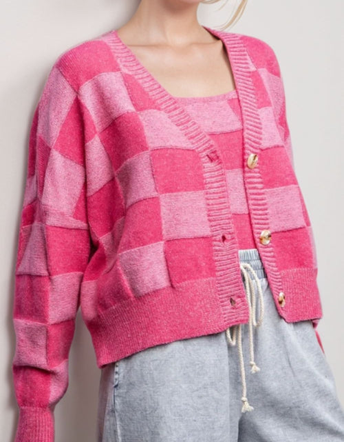 Load image into Gallery viewer, Checkered V-Neck Long Sleeve Cardigan
