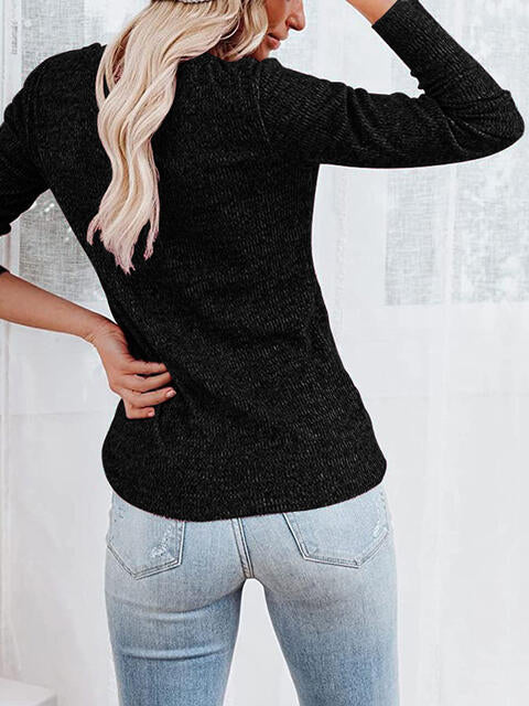 Load image into Gallery viewer, Round Neck Buttoned Long Sleeve T-Shirt
