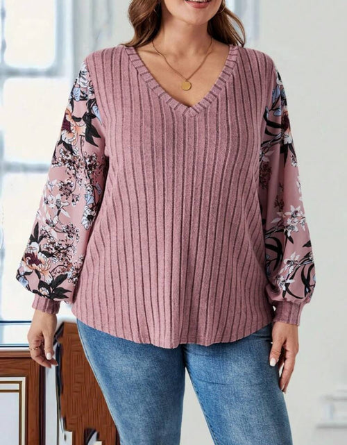 Load image into Gallery viewer, Plus Size Printed V-Neck Long Sleeve T-Shirt
