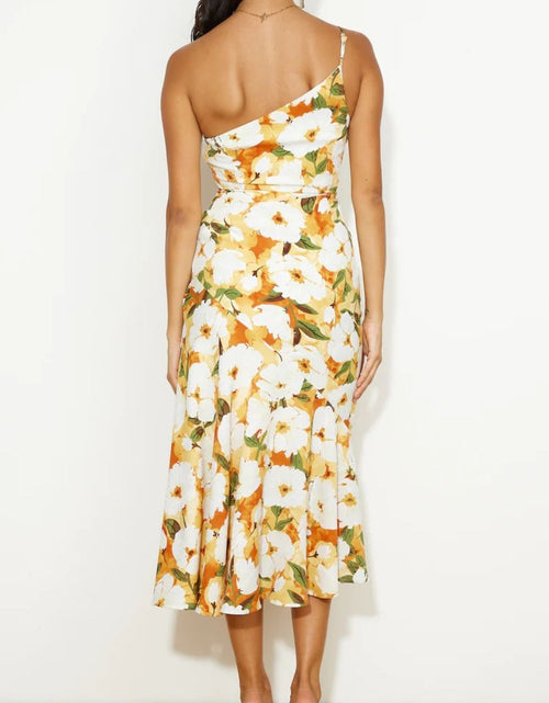 Load image into Gallery viewer, Ruched Printed Single Shoulder Midi Dress
