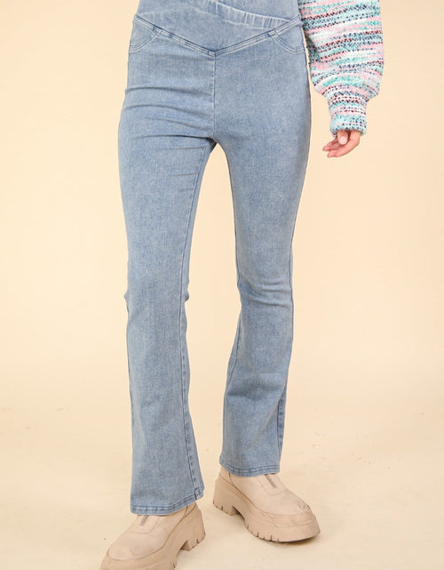 Load image into Gallery viewer, VERY J Washed Denim Stretchy Crossover Waist Leggings
