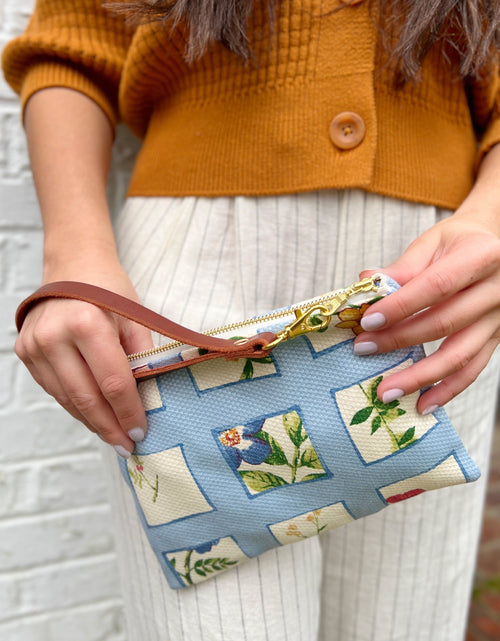 Load image into Gallery viewer, Summer Meadow Wristlet Purse by Ash &amp; Rose
