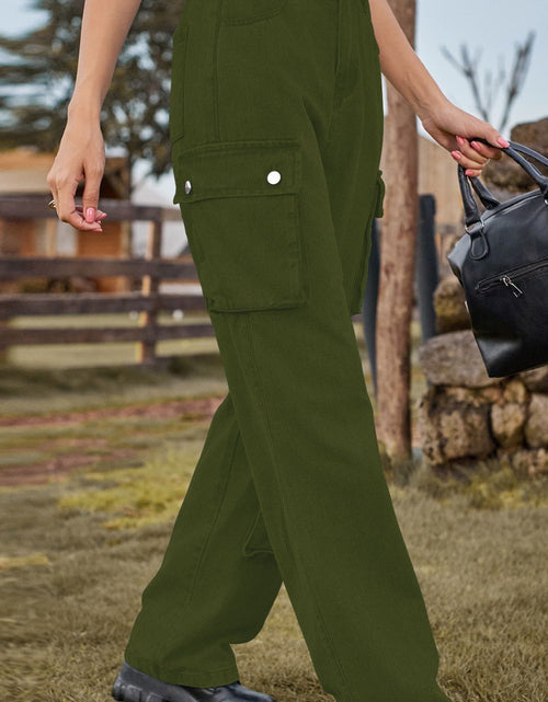Load image into Gallery viewer, Loose Fit Long Jeans with Pockets
