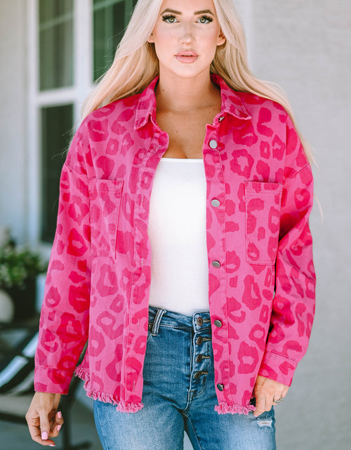 Load image into Gallery viewer, Leopard Raw Hem Jacket
