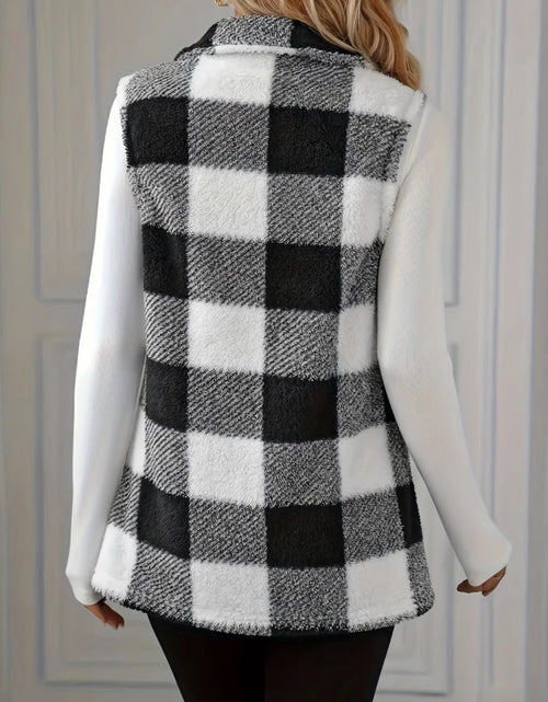 Load image into Gallery viewer, Plaid Button Up Vest Coat
