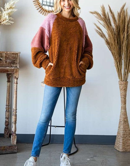 Load image into Gallery viewer, Culture Code Color Block Faux Fur Raglan Sleeve Sweatshirt
