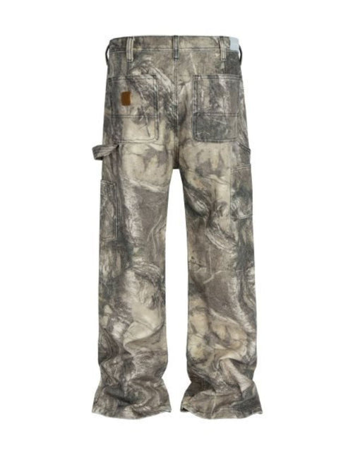 Load image into Gallery viewer, Men's Twig Camouflage Distressed Jeans
