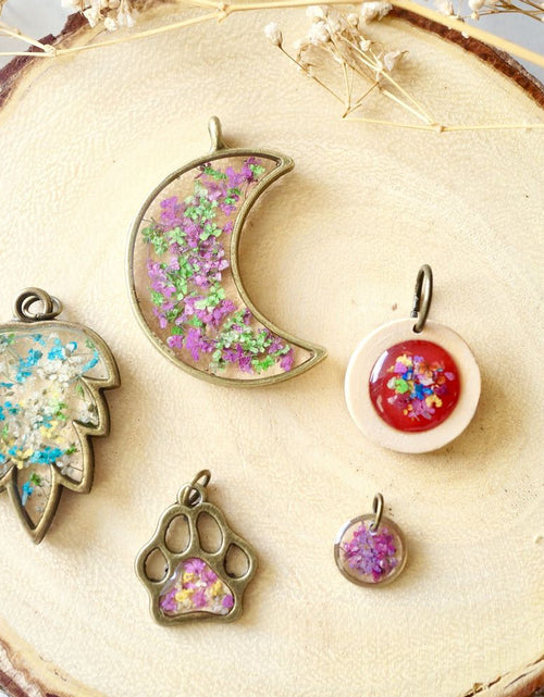 Load image into Gallery viewer, Real Dried Flowers in Resin Necklace, Dog Paw in Pink Yellow White by Furr Baby Gifts
