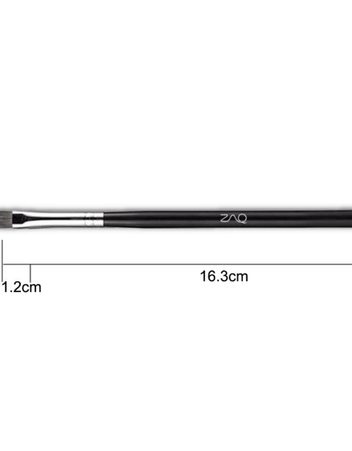 Load image into Gallery viewer, Eyeshadow Brush by ZAQ Skin &amp; Body
