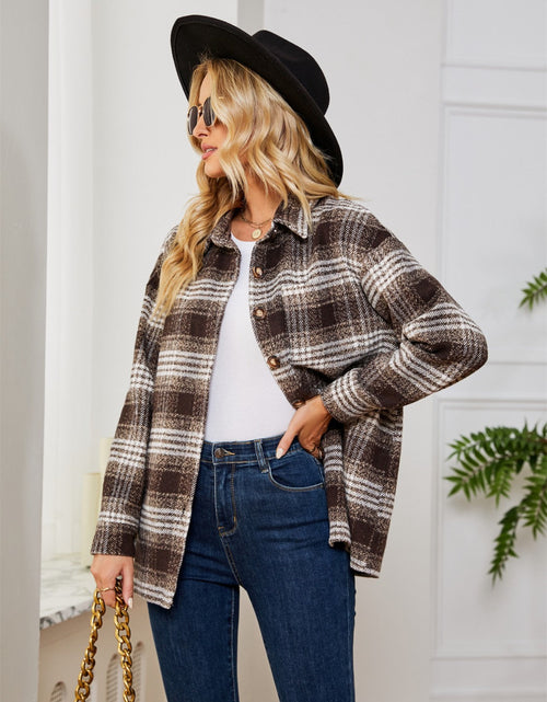 Load image into Gallery viewer, Plaid Collared Shirt Jacket

