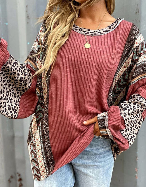 Load image into Gallery viewer, Leopard Round Neck Long Sleeve Sweatshirt
