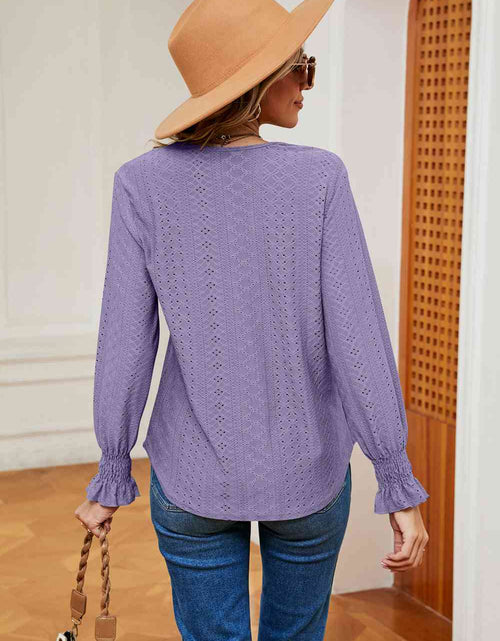 Load image into Gallery viewer, Contrast Flounce Sleeve Blouse
