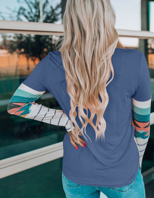Load image into Gallery viewer, Geometric Round Neck Long Sleeve T-Shirt
