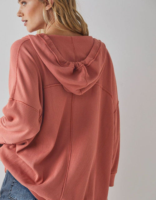 Load image into Gallery viewer, Exposed Seam Drawstring Long Sleeve Hoodie
