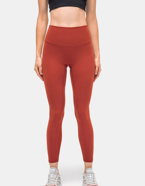 Load image into Gallery viewer, Millennia Invisible Pocket Sports Leggings
