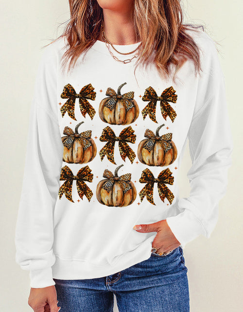 Load image into Gallery viewer, Pumpkin &amp; Bow Graphic Long Sleeve Sweatshirt
