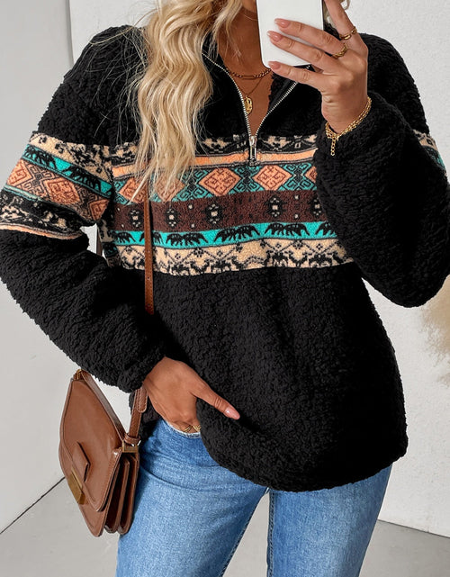Load image into Gallery viewer, Quarter Zip Geometric Long Sleeve Sweatshirt
