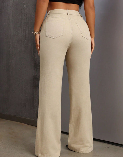 Load image into Gallery viewer, Bootcut Jeans with Pockets
