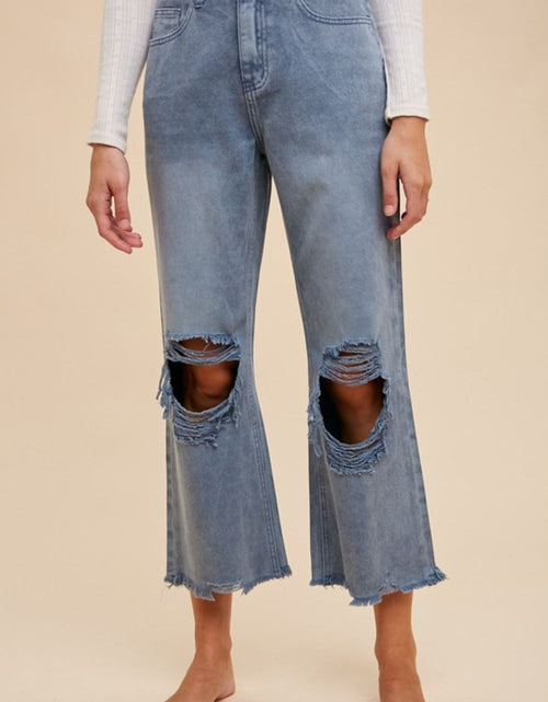 Load image into Gallery viewer, Annie Wear Distressed Raw Hem Jeans
