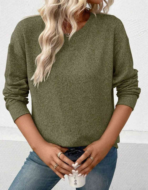Load image into Gallery viewer, Round Neck Long Sleeve T-Shirt
