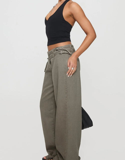 Load image into Gallery viewer, Wide Leg Jeans with Pockets
