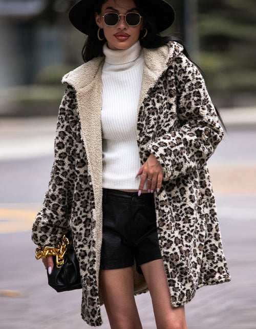 Load image into Gallery viewer, Shiny Leopard Hooded Coat with Pockets

