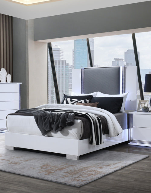 Load image into Gallery viewer, Moon - Smooth Mirror With LED - White by Couch.com
