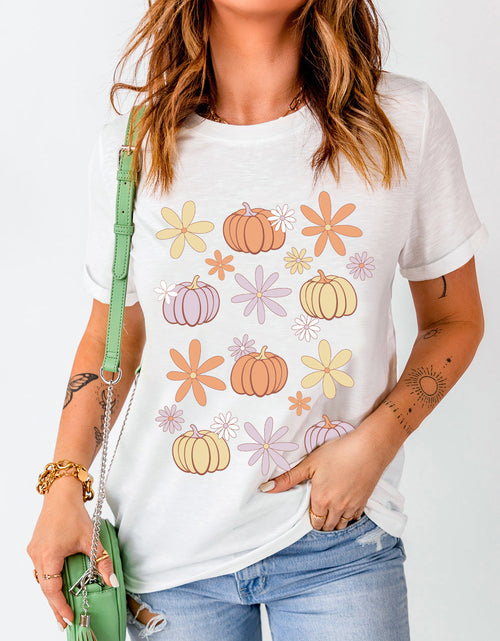 Load image into Gallery viewer, Pumpkin &amp; Flower Round Neck Short Sleeve T-Shirt
