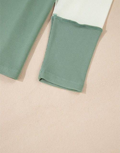 Load image into Gallery viewer, Color Block Round Neck Raglan Sleeve Top
