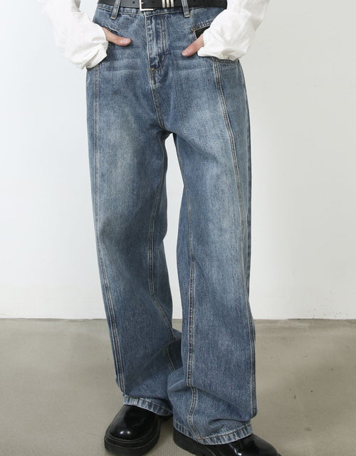 Load image into Gallery viewer, Men's Mid Rise Jeans with Pockets
