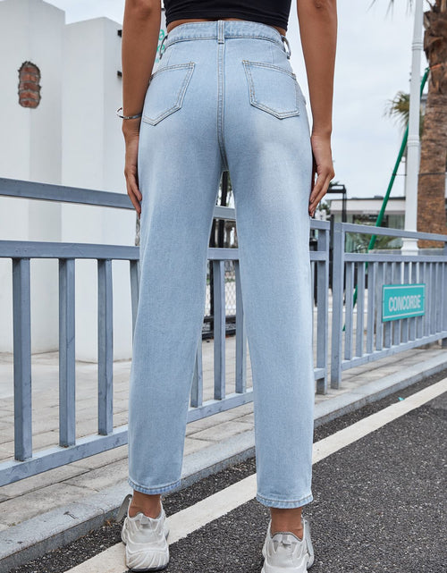 Load image into Gallery viewer, Distressed Straight Jeans with Pockets
