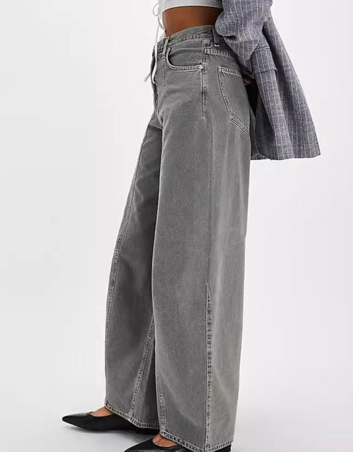 Load image into Gallery viewer, Wide Leg Jeans with Pockets
