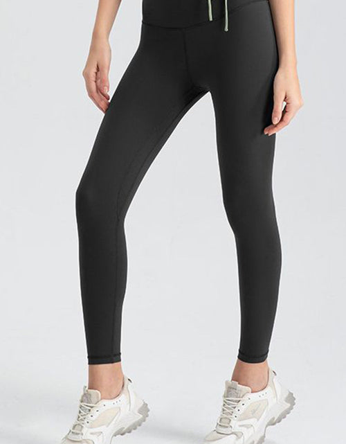 Load image into Gallery viewer, Wide Waistband Slim Fit Active Leggings
