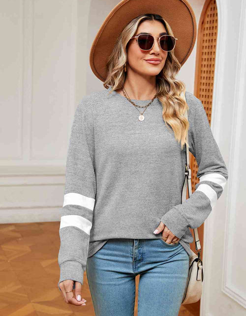 Load image into Gallery viewer, Round Neck Long Sleeve Top
