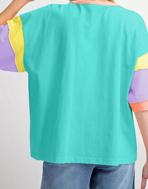 Load image into Gallery viewer, Color Block Round Neck Half Sleeve T-Shirt
